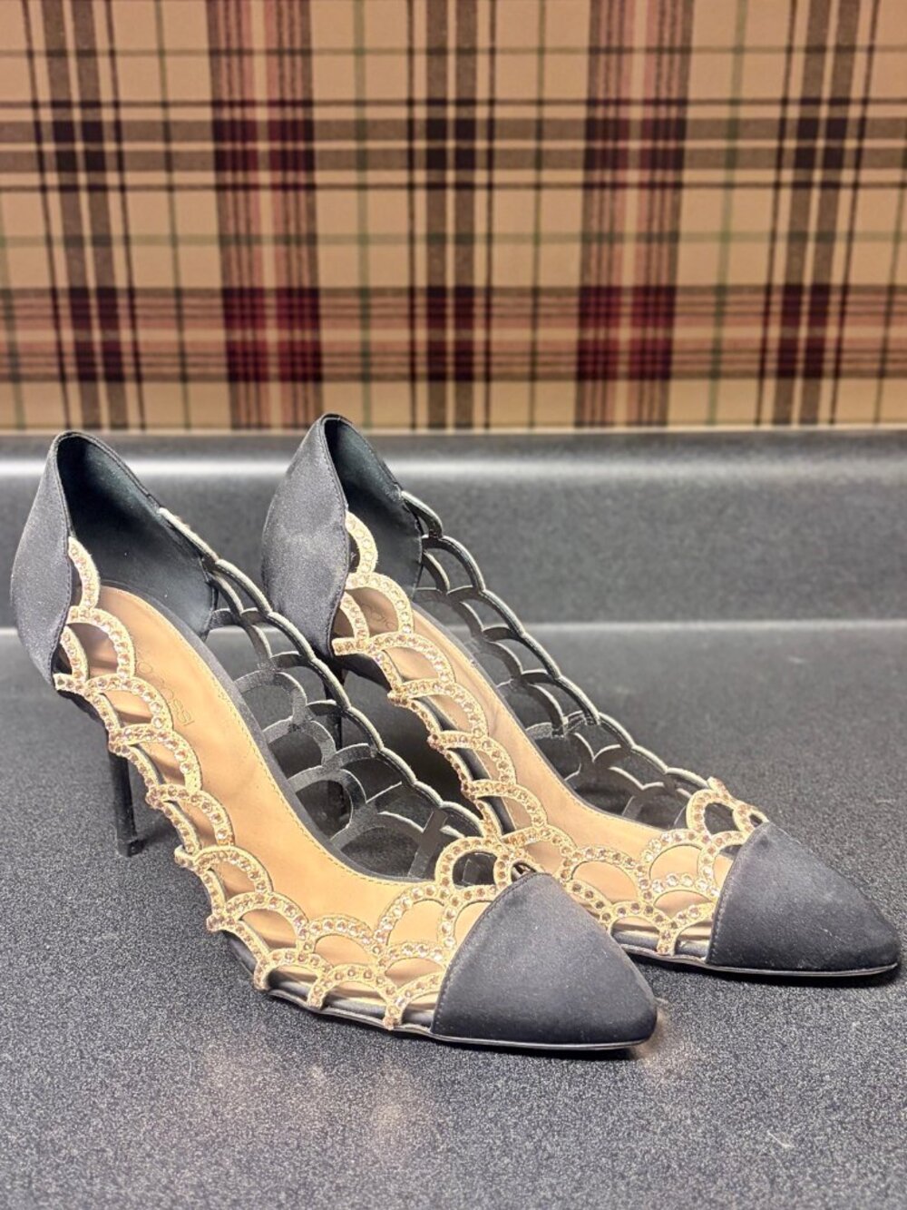 Sergio Rossi Black Satin Crystal Cutout Pumps - EU 38.5 iconic wedding pumps